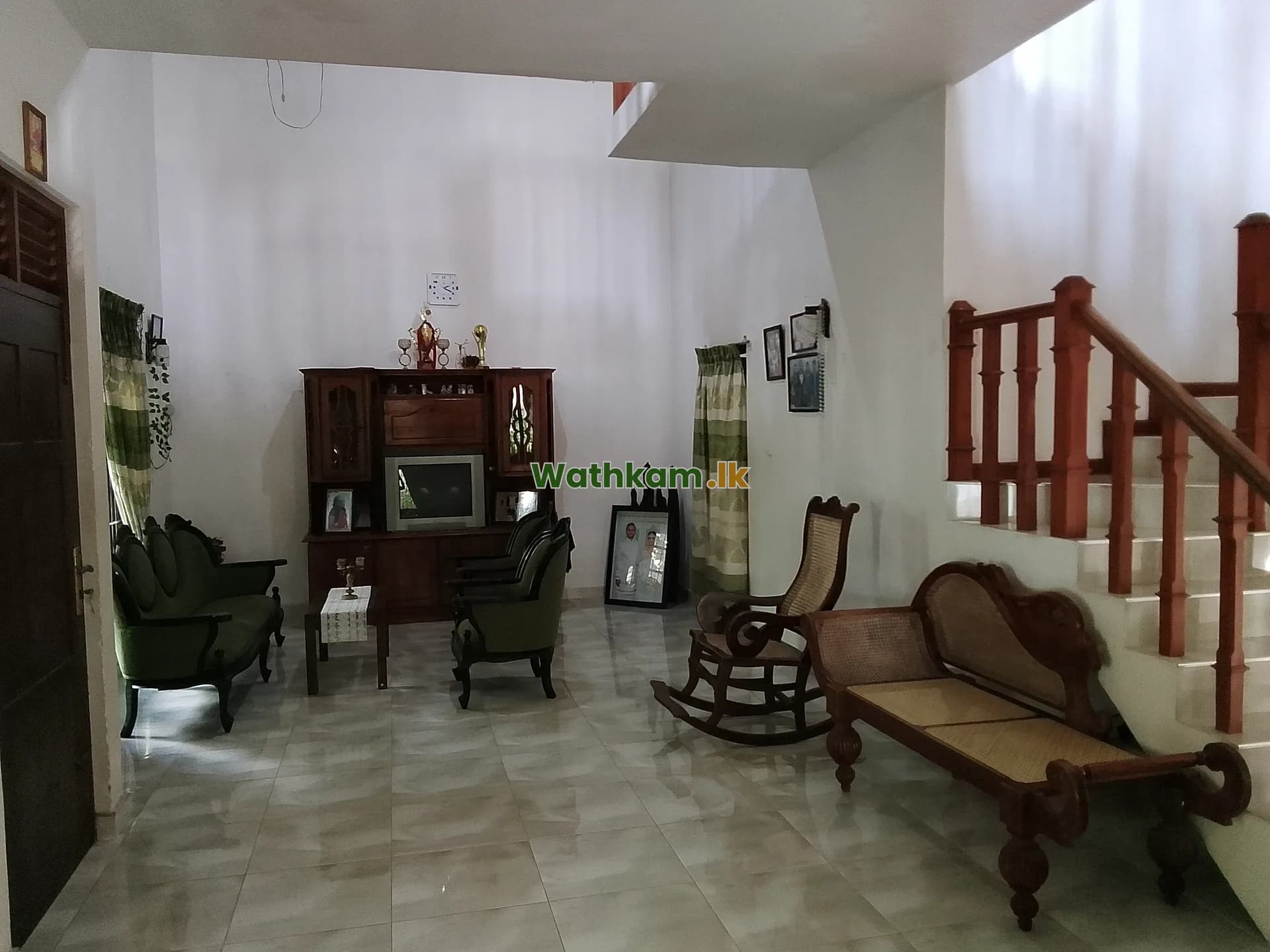 House for sale in Piliyandala, colombo - 10 perch upstair house for sale